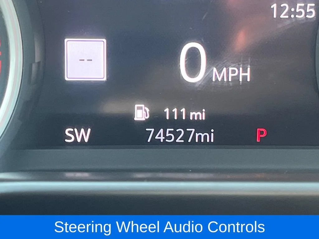 Used 2019 Red Chevrolet High Country image 21