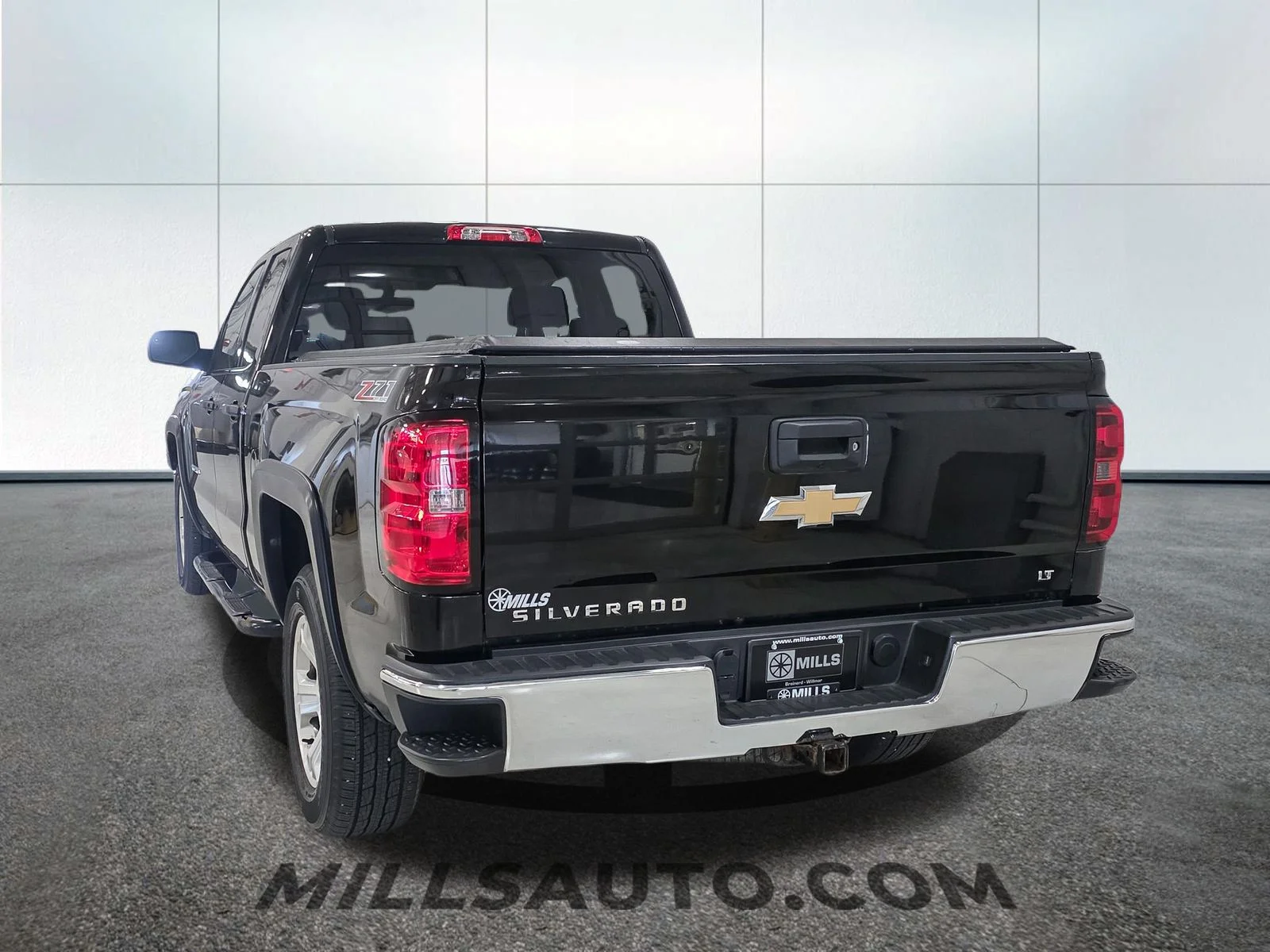 Used 2014 Black Chevrolet LT image 5