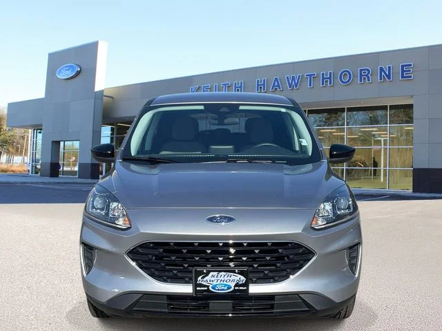 Certified Used 2022 Silver Metallic Ford SE image 2