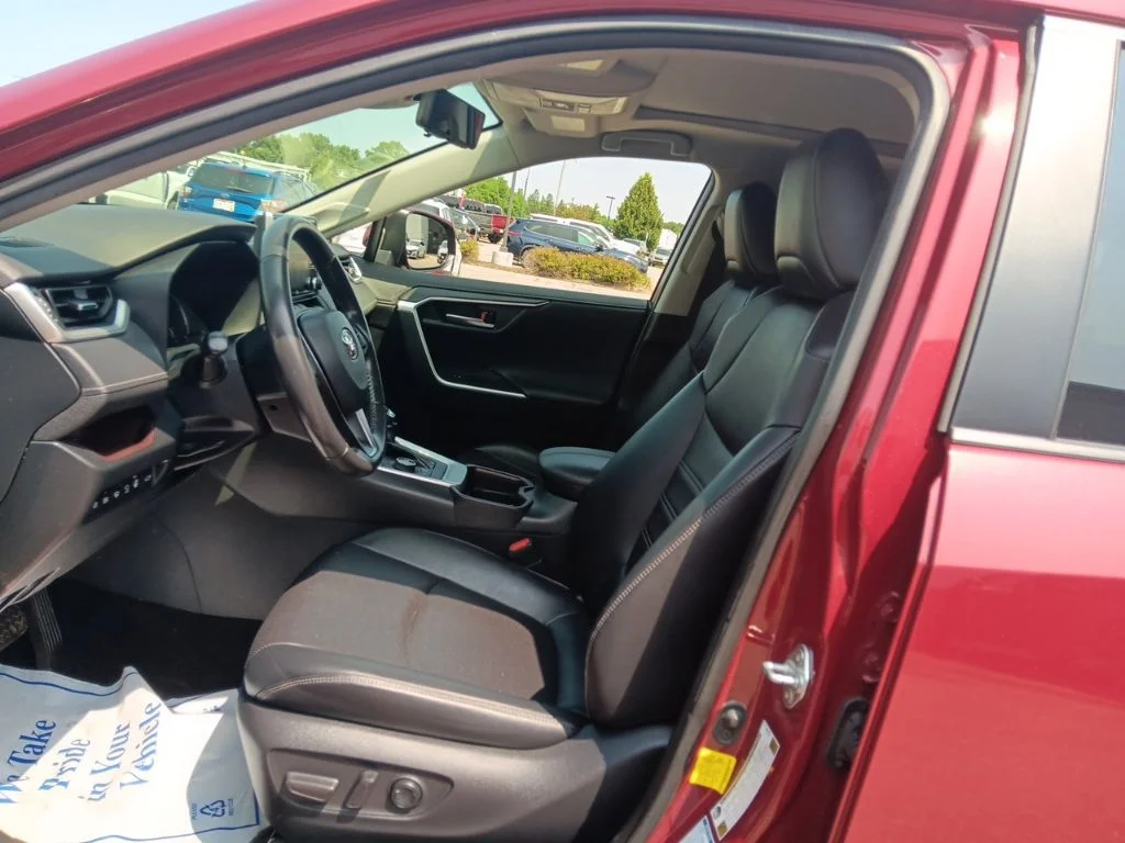 Used 2019 Red Metallic Toyota Limited image 30