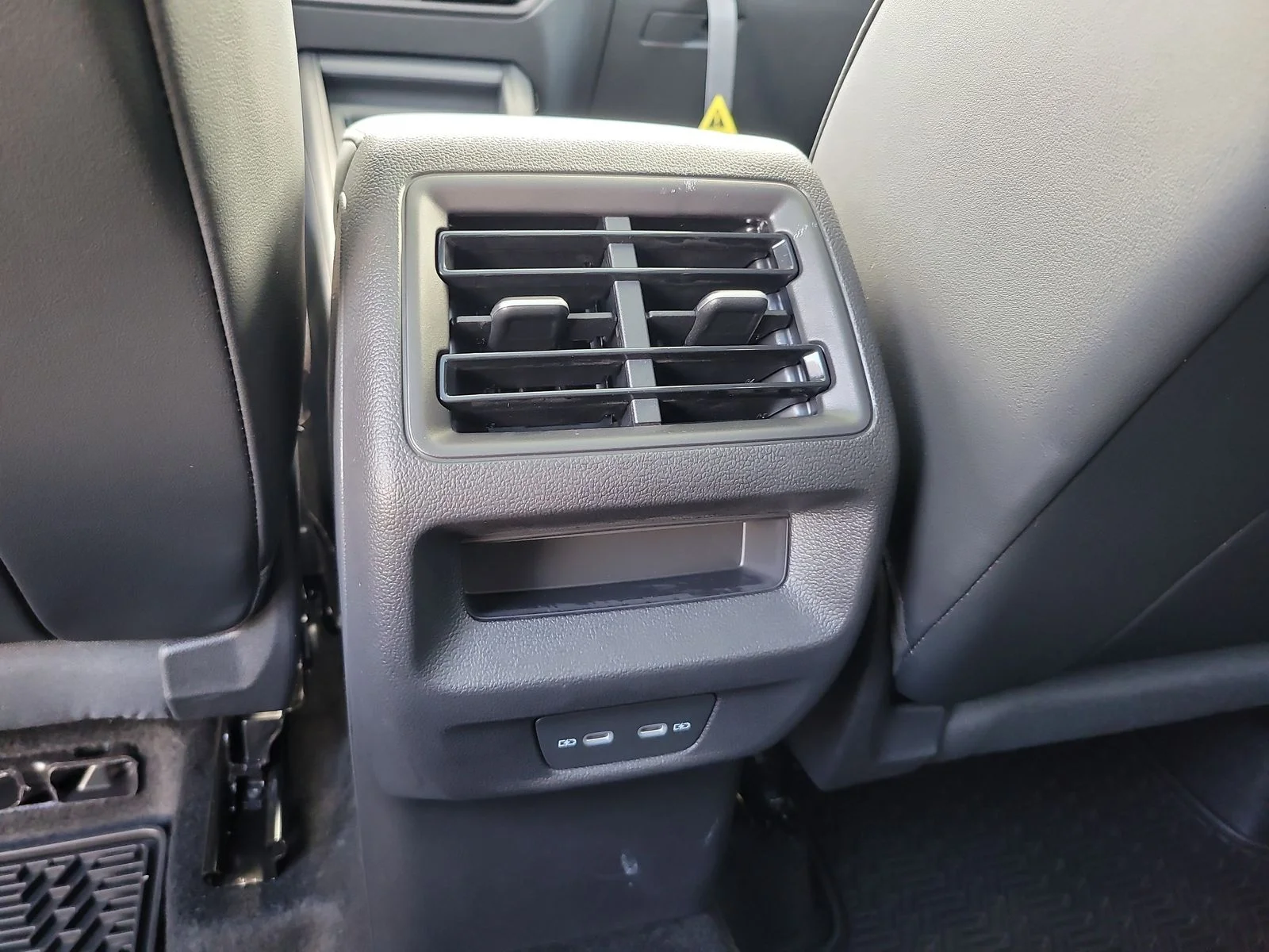 New 2026 Platinum Gray Metallic Volkswagen 2.0T SE image 11