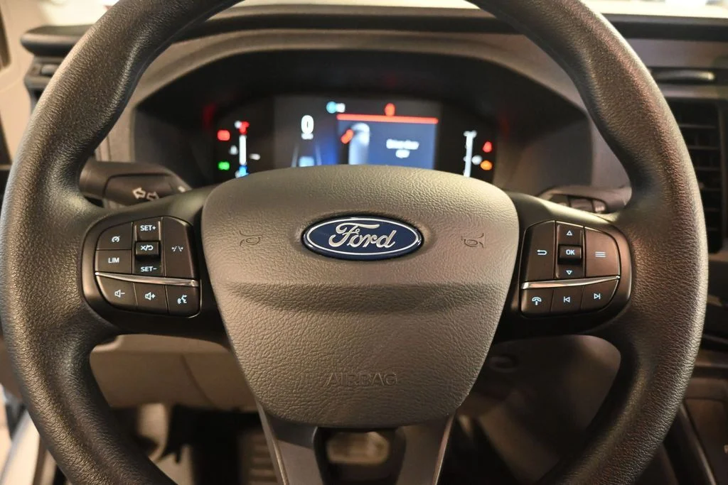 New 2026 Oxford White Ford Base image 12