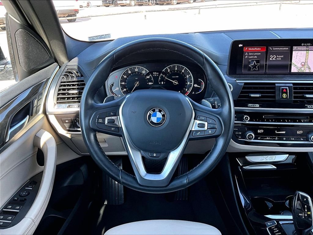 Used 2019 White BMW xDrive30i image 15