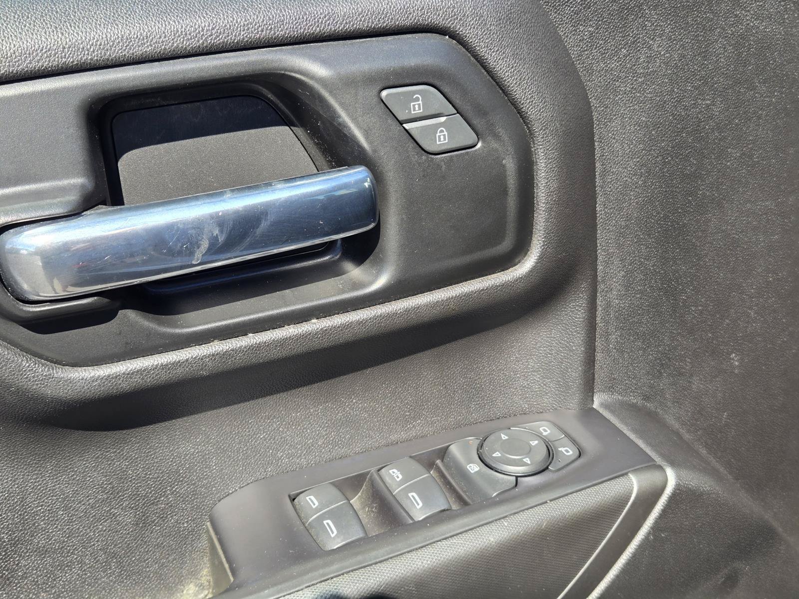 Used 2021 SATIN STEEL METALLIC Chevrolet Custom image 16