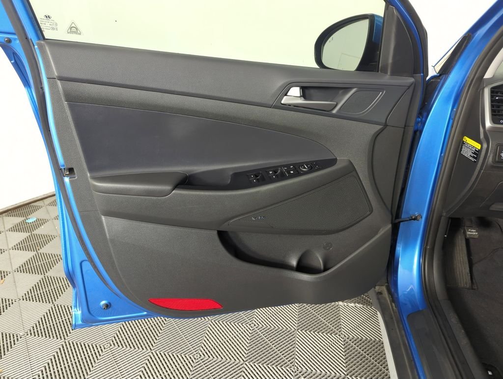 Used 2018 Blue Hyundai SEL Plus image 18