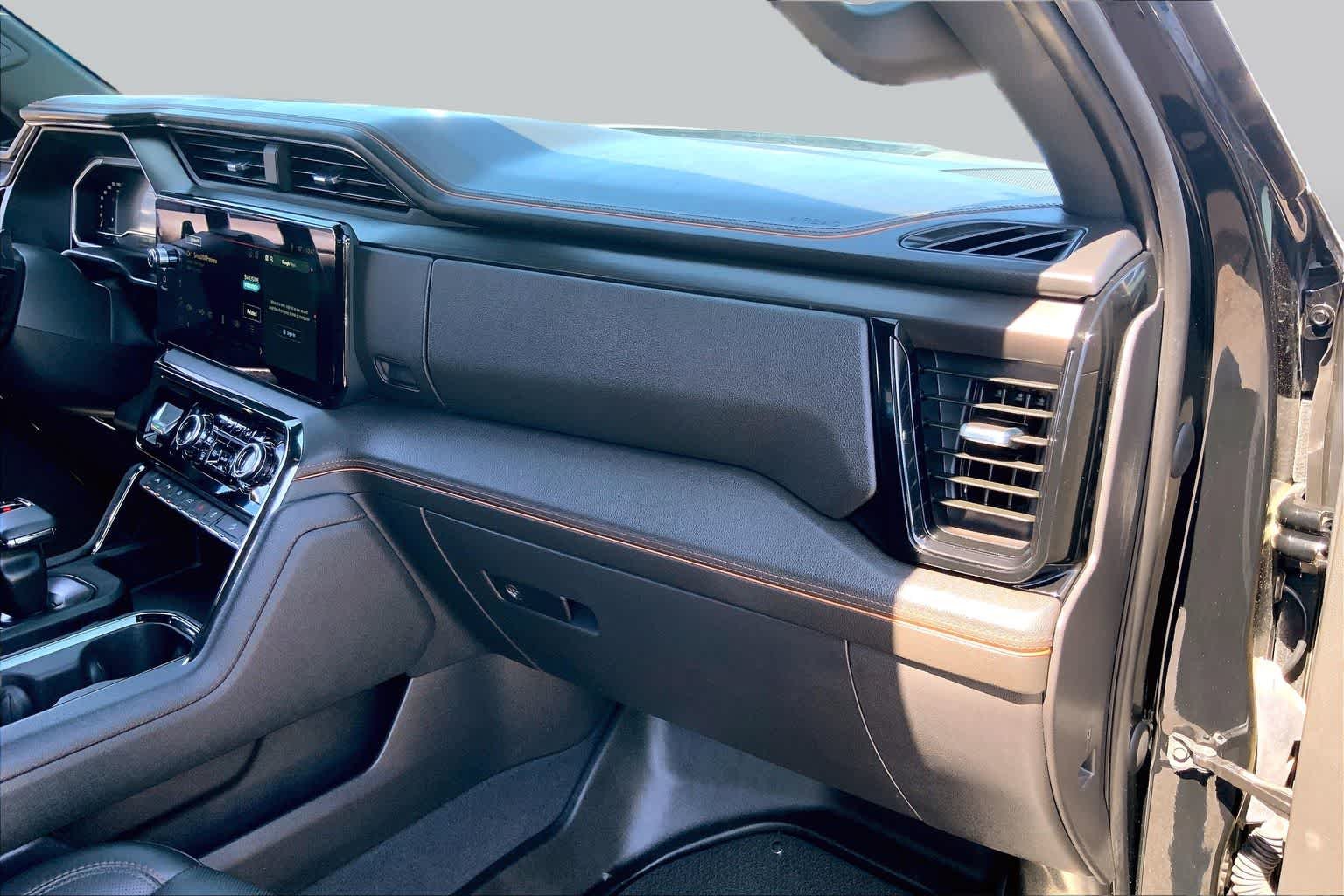 Used 2023 Onyx Black GMC AT4 image 19