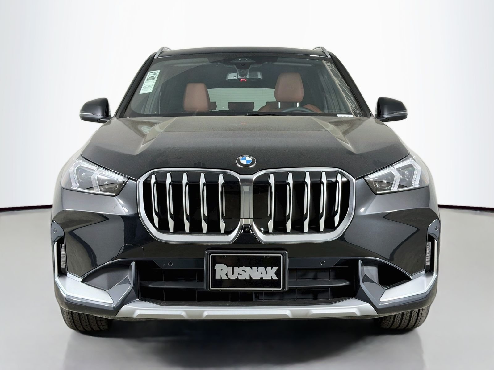 New 2026 Black Sapphire Metallic BMW xDrive28i image 2