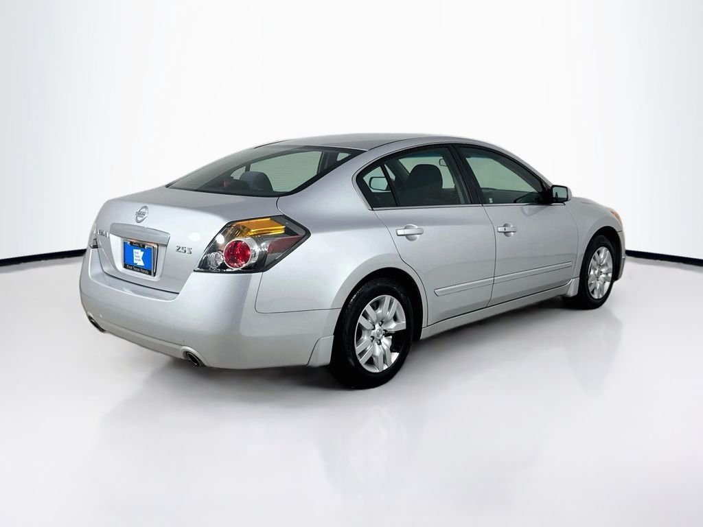 Used 2012 Brilliant Silver Metallic Nissan 2.5 S image 7
