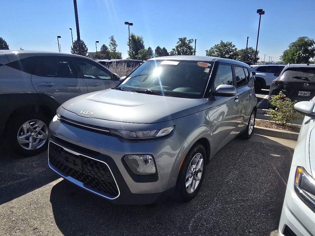 Used 2022 Steel Gray Kia LX image 12