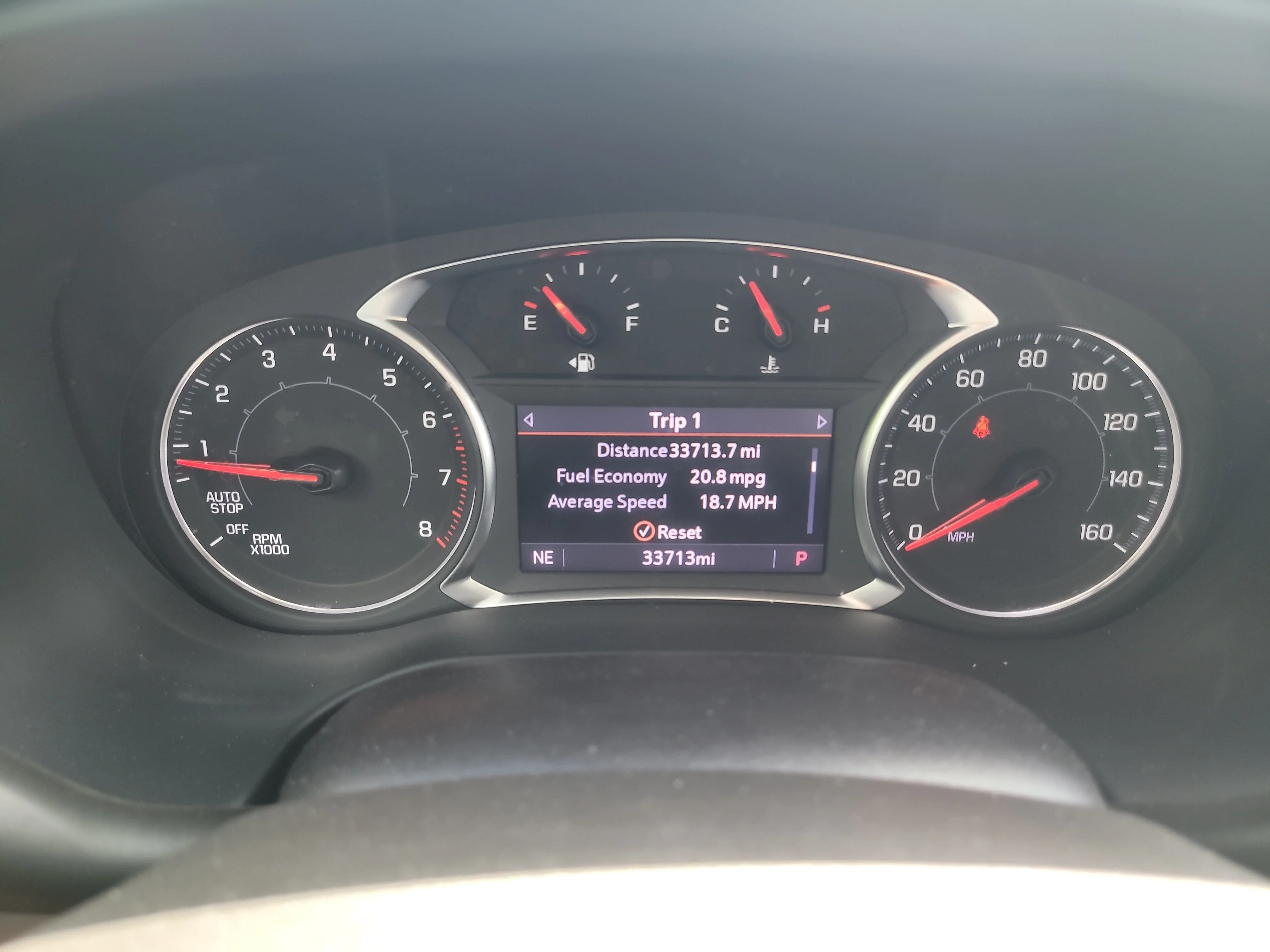 Used 2023 Summit White GMC SLE image 30