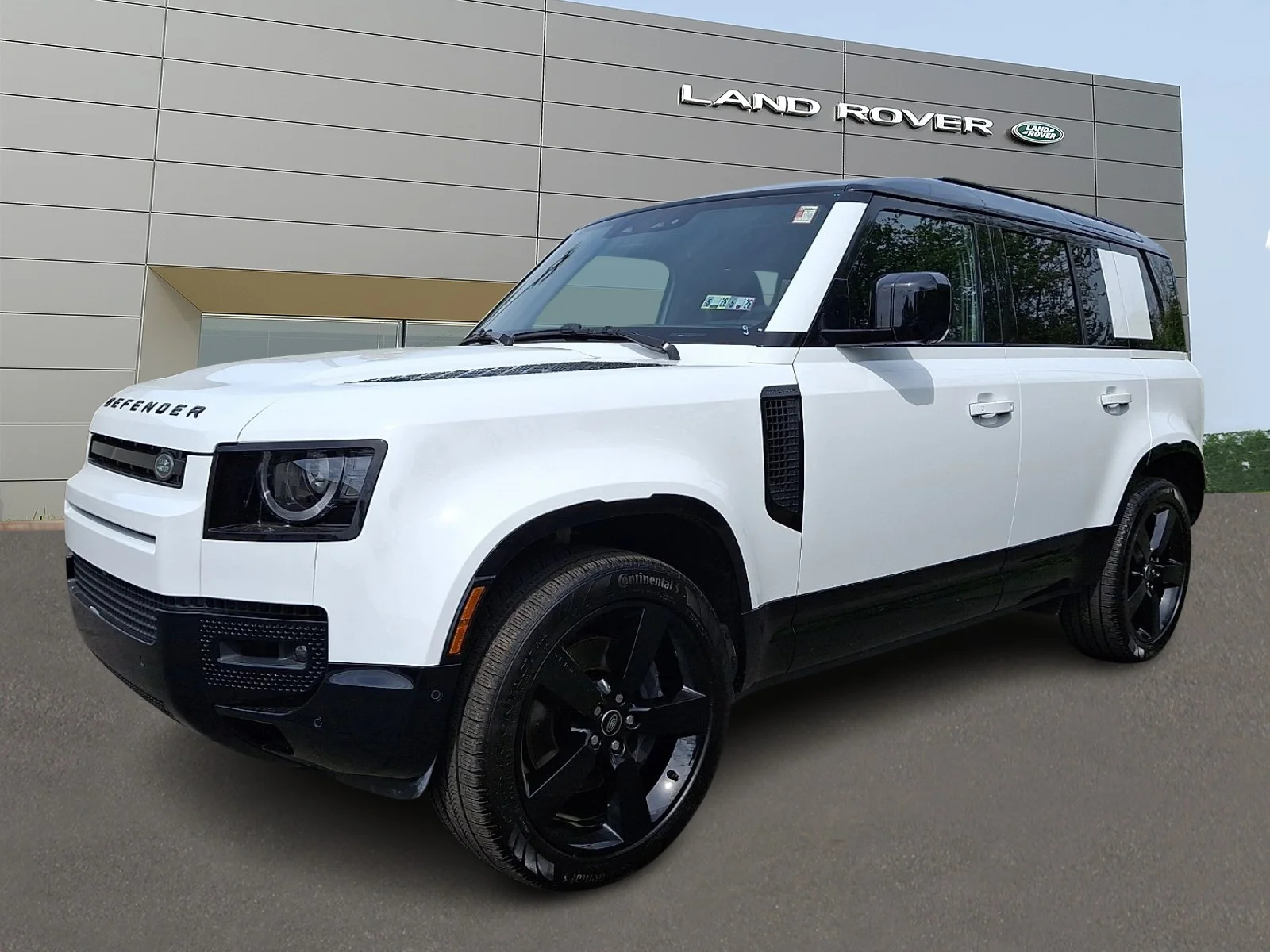 2025 Land Rover Defender 110 X-Dynamic SE P400's photo