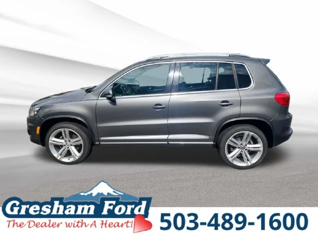Used 2014 Gray Volkswagen R-Line image 2