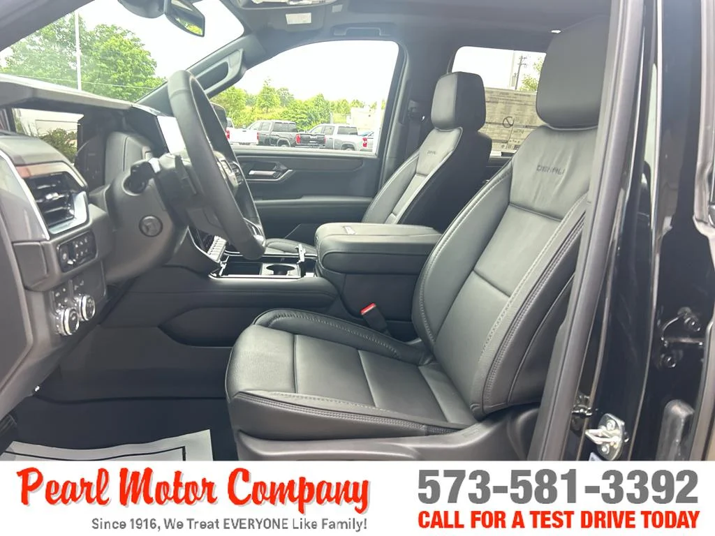 2026 GMC Yukon Denali - Photo 11