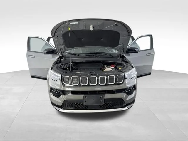 Used 2022 Gray Jeep Limited image 13