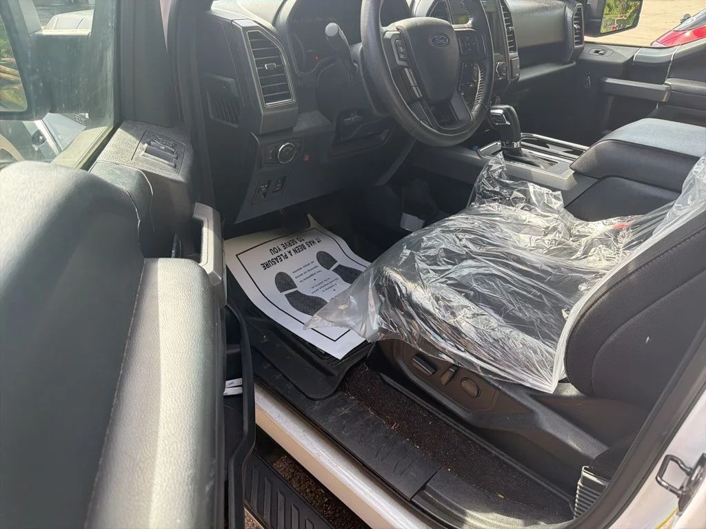 Used 2020 White Ford XLT image 18