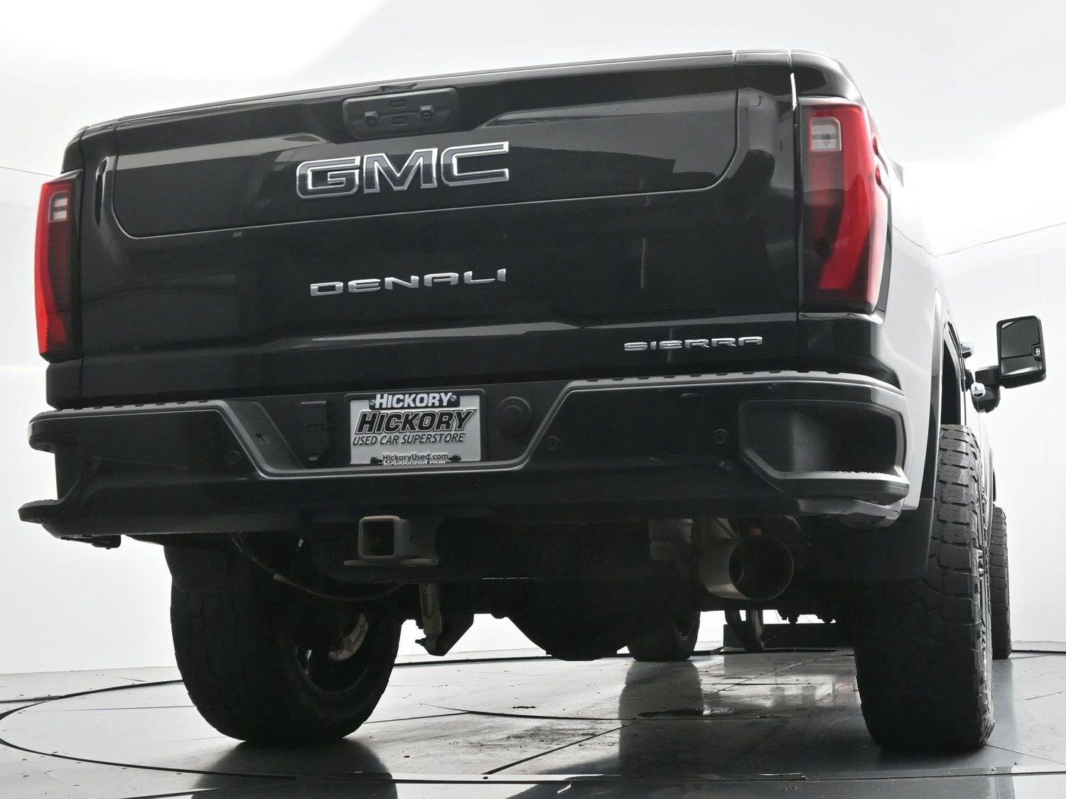 Used 2024 Onyx Black GMC Denali Ultimate image 53
