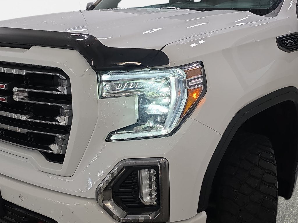 Used 2020 Summit White GMC AT4 image 30