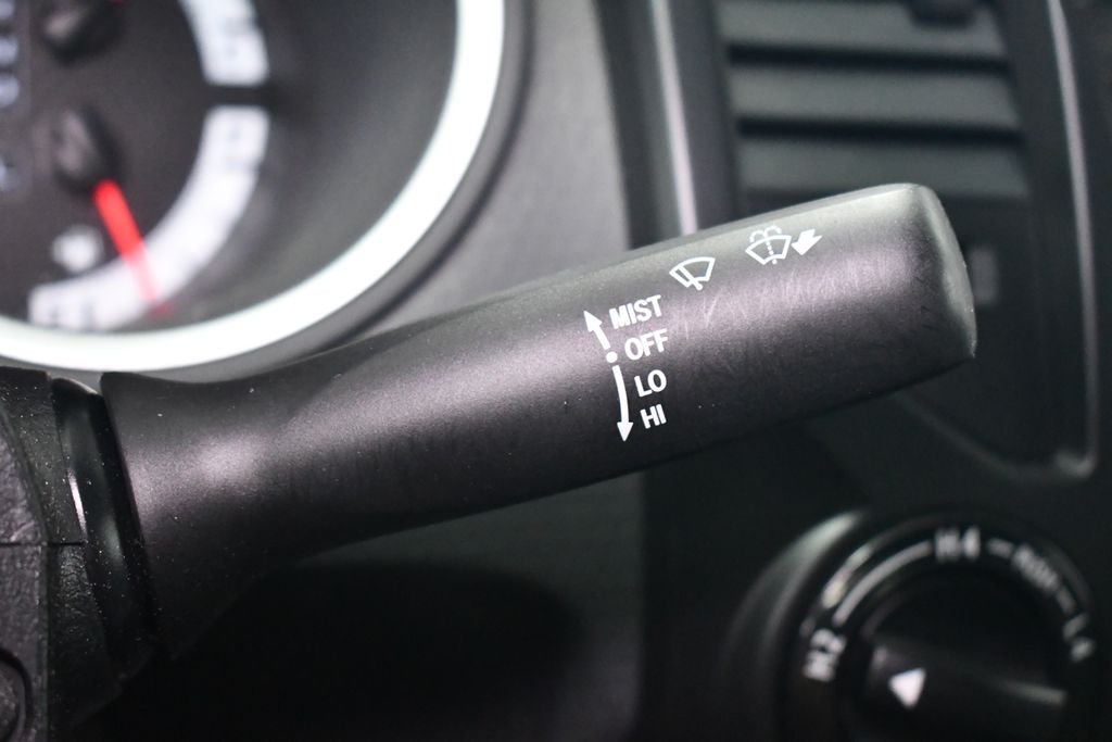 Used 2015 Super White Toyota Base image 21