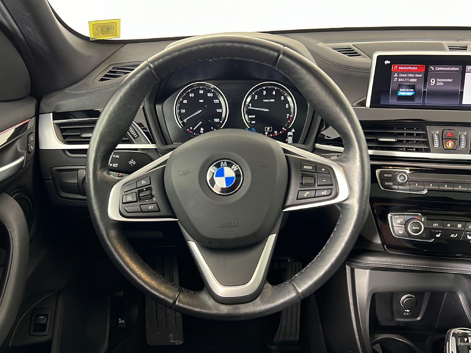 Used 2022 Mineral White Metallic BMW xDrive28i image 17