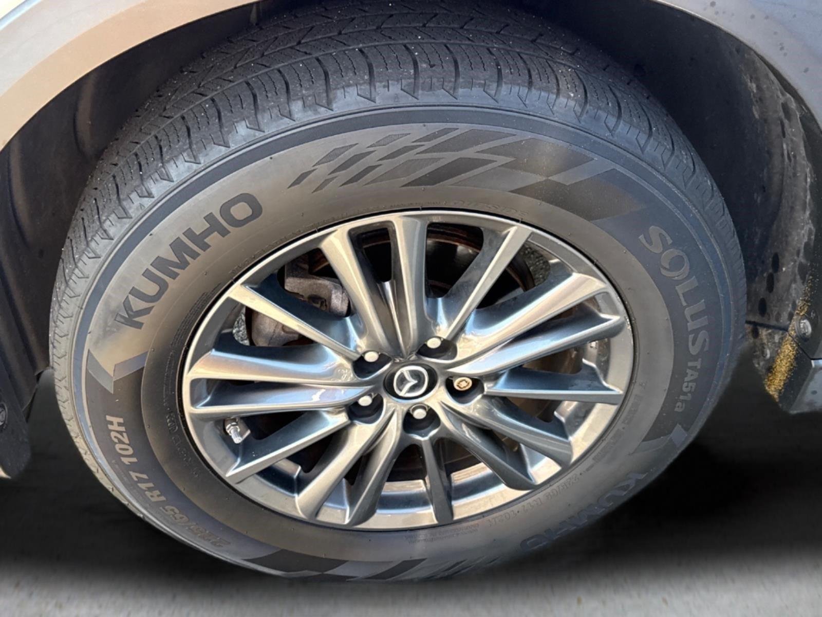 Used 2020 Snowflake White Pearl Mica Mazda Touring image 3