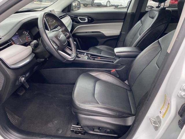 Used 2022 Bright White Clearcoat Jeep Limited image 9