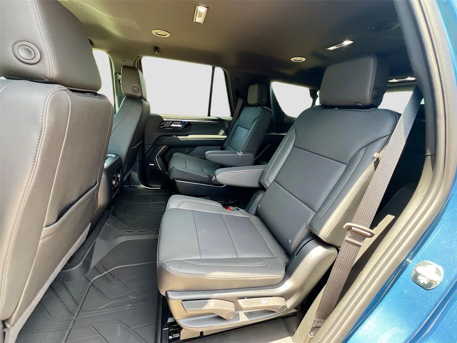 New 2026 Lakeshore Blue Metallic Chevrolet LT image 11