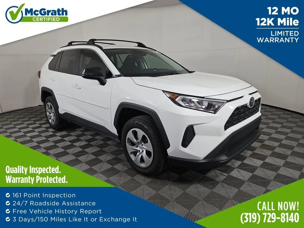 2021 Toyota RAV4 LE AWD's photo