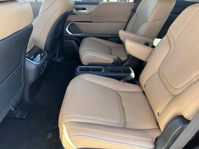 2026 INFINITI QX80 Luxe - Photo 18