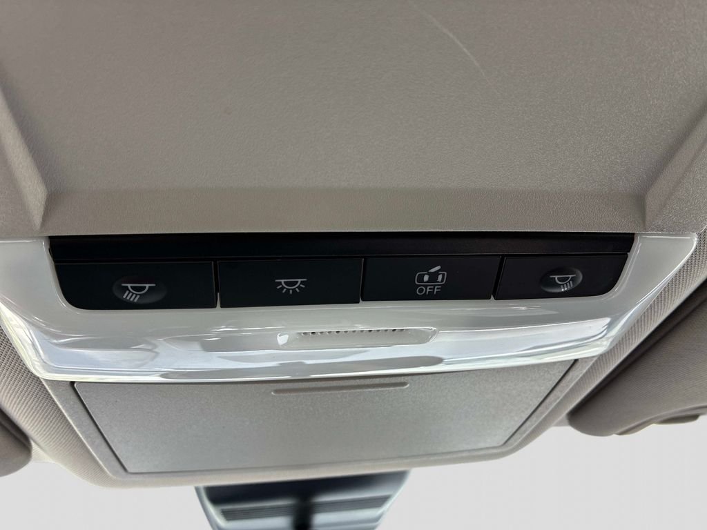 Used 2023 Black Nissan 2.5 SV image 34