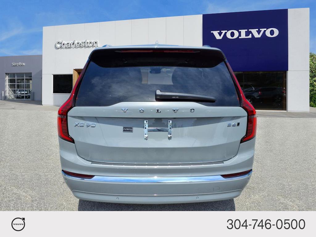 Used 2026 Vapour Grey Metallic Volvo Plus image 4