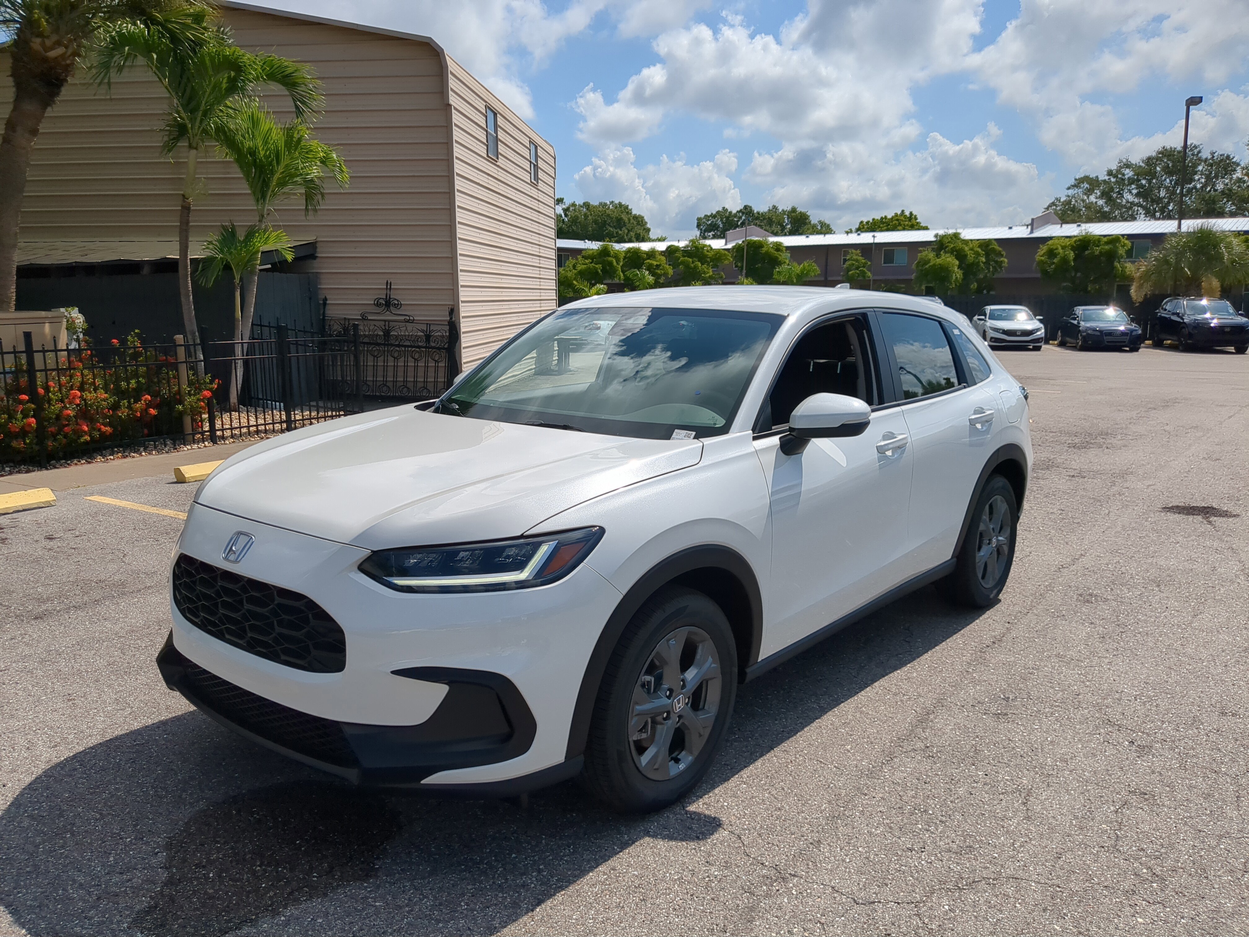 New 2026 Platinum White Pearl Honda LX image 10