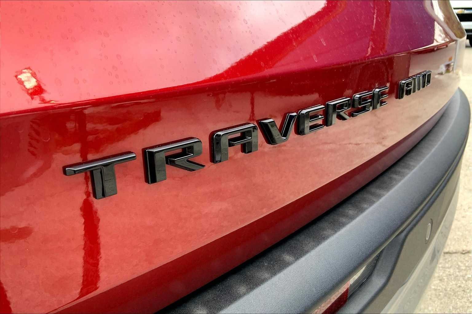 Used 2025 Radiant Red Tintcoat Chevrolet AWD Z71 image 15