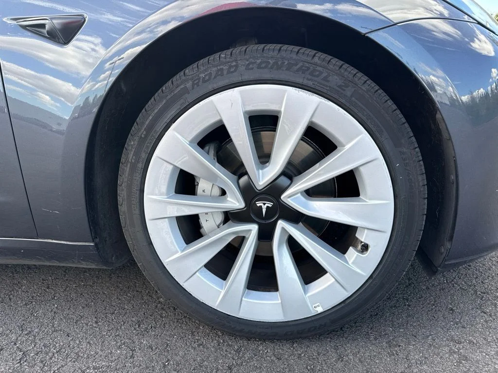 Used 2023 Midnight Silver Metallic Tesla Base image 23