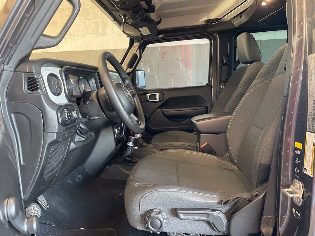 Used 2024 Gray Jeep Sport image 10