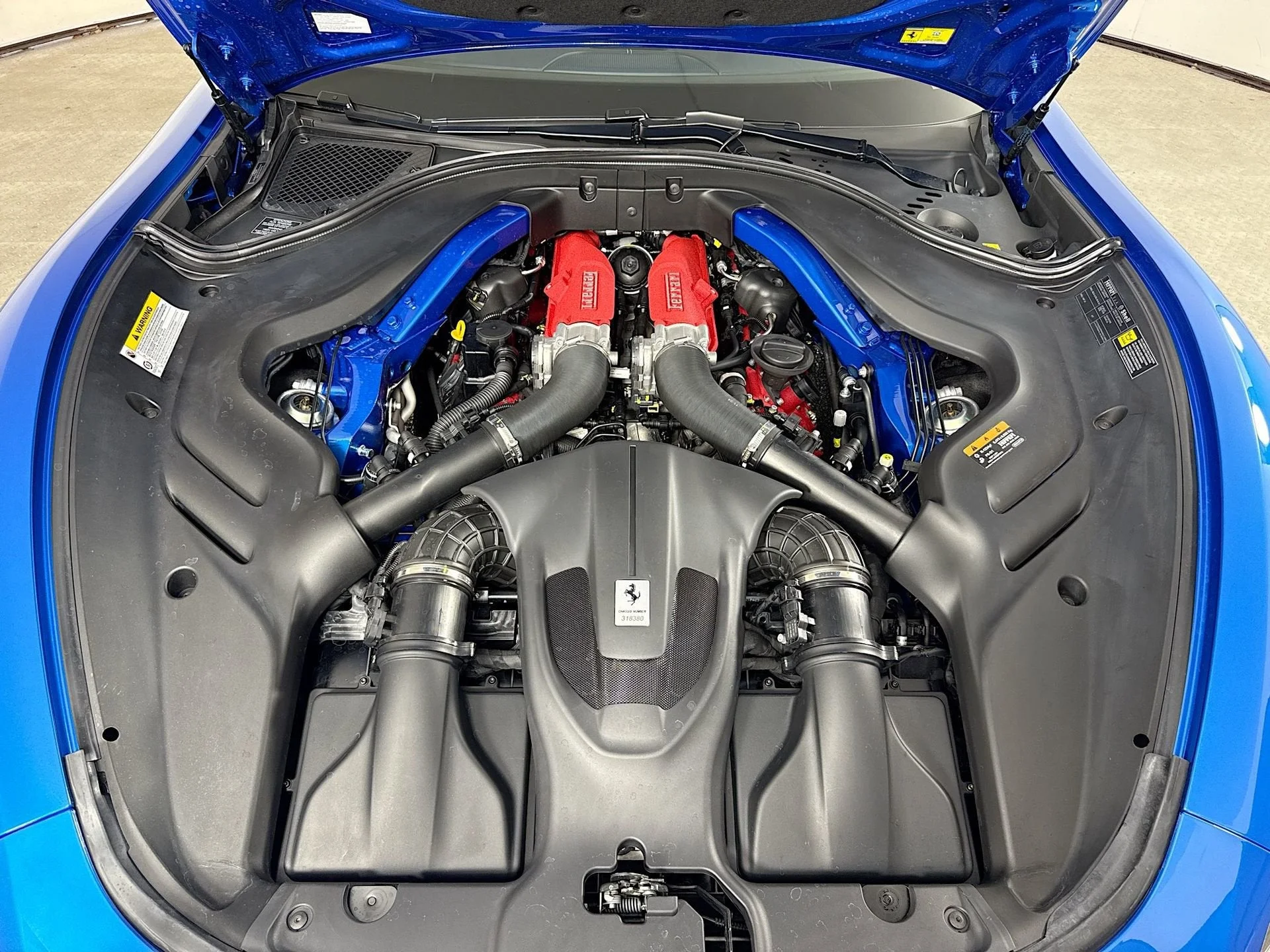 Certified Used 2025 Blu Corsa Ferrari Base image 21