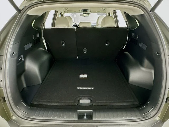 New 2026 Hyundai TUCSON SEL Plus