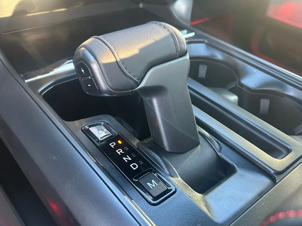 New 2026 Avalanche Ford Lariat image 13