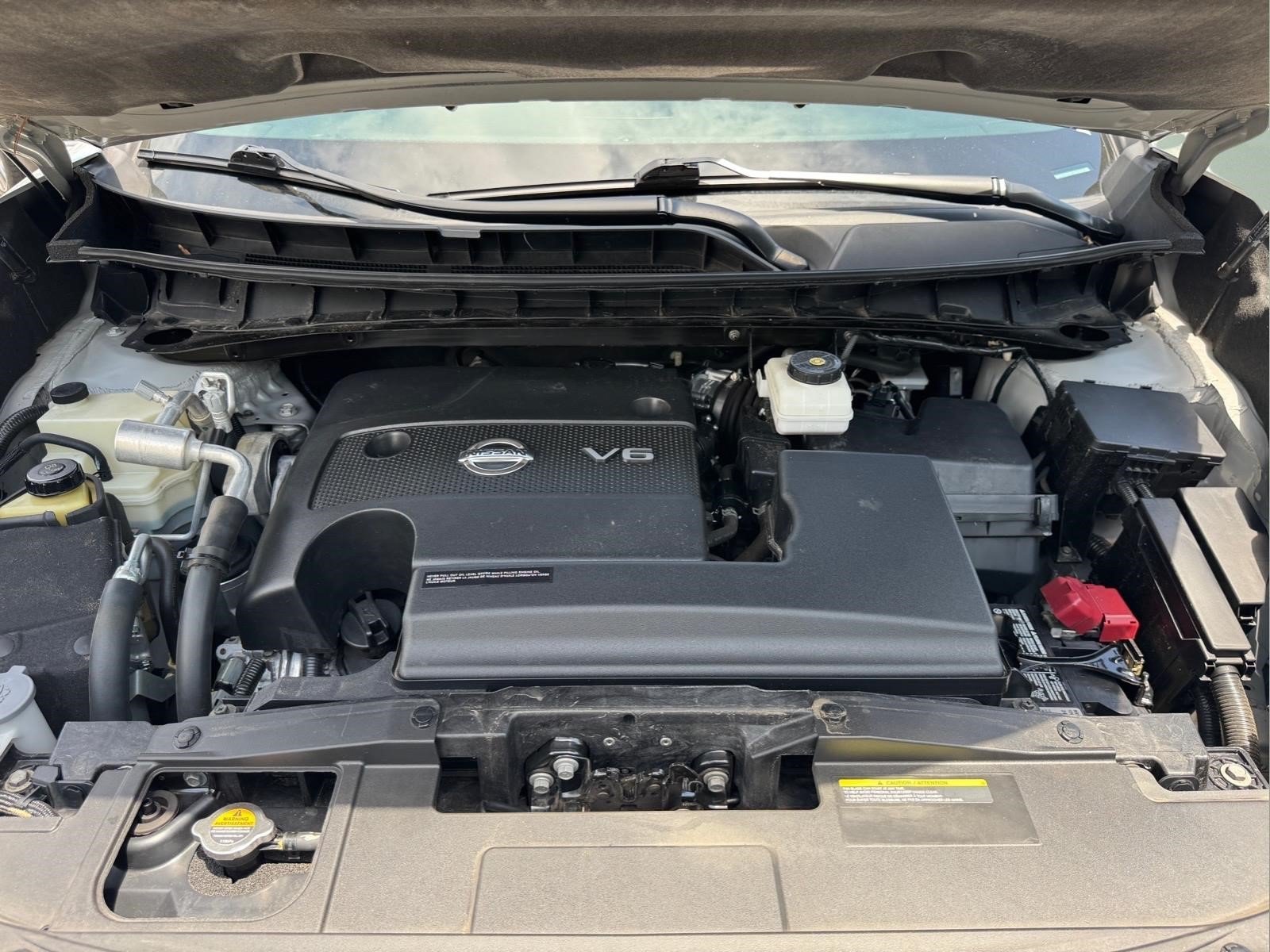 Used 2022 Boulder Gray Pearl Nissan Platinum image 11