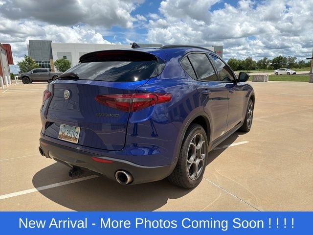 Used 2021 Blue Alfa Romeo Sprint image 4