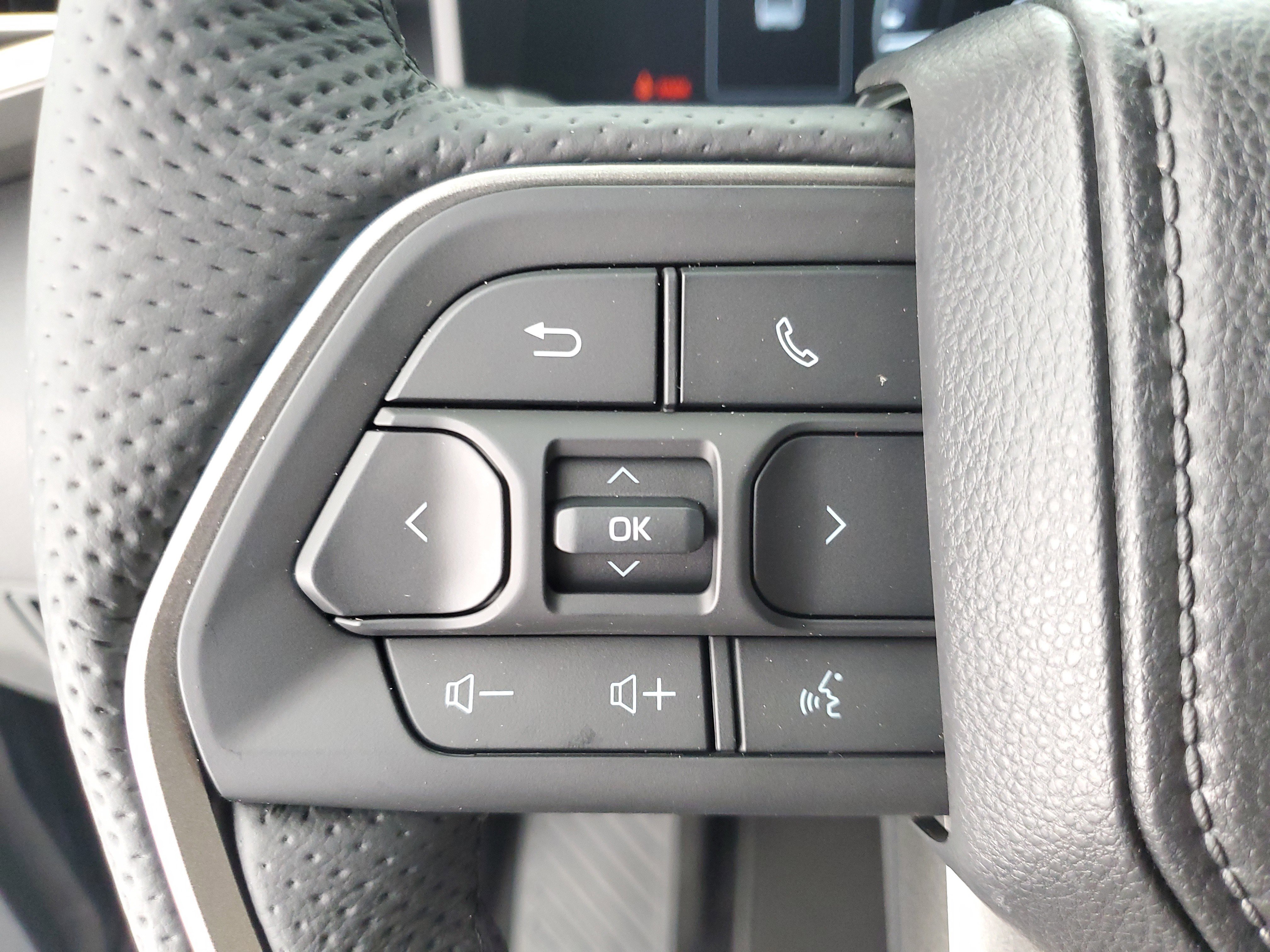 2026 Toyota Tundra Limited - Photo 24
