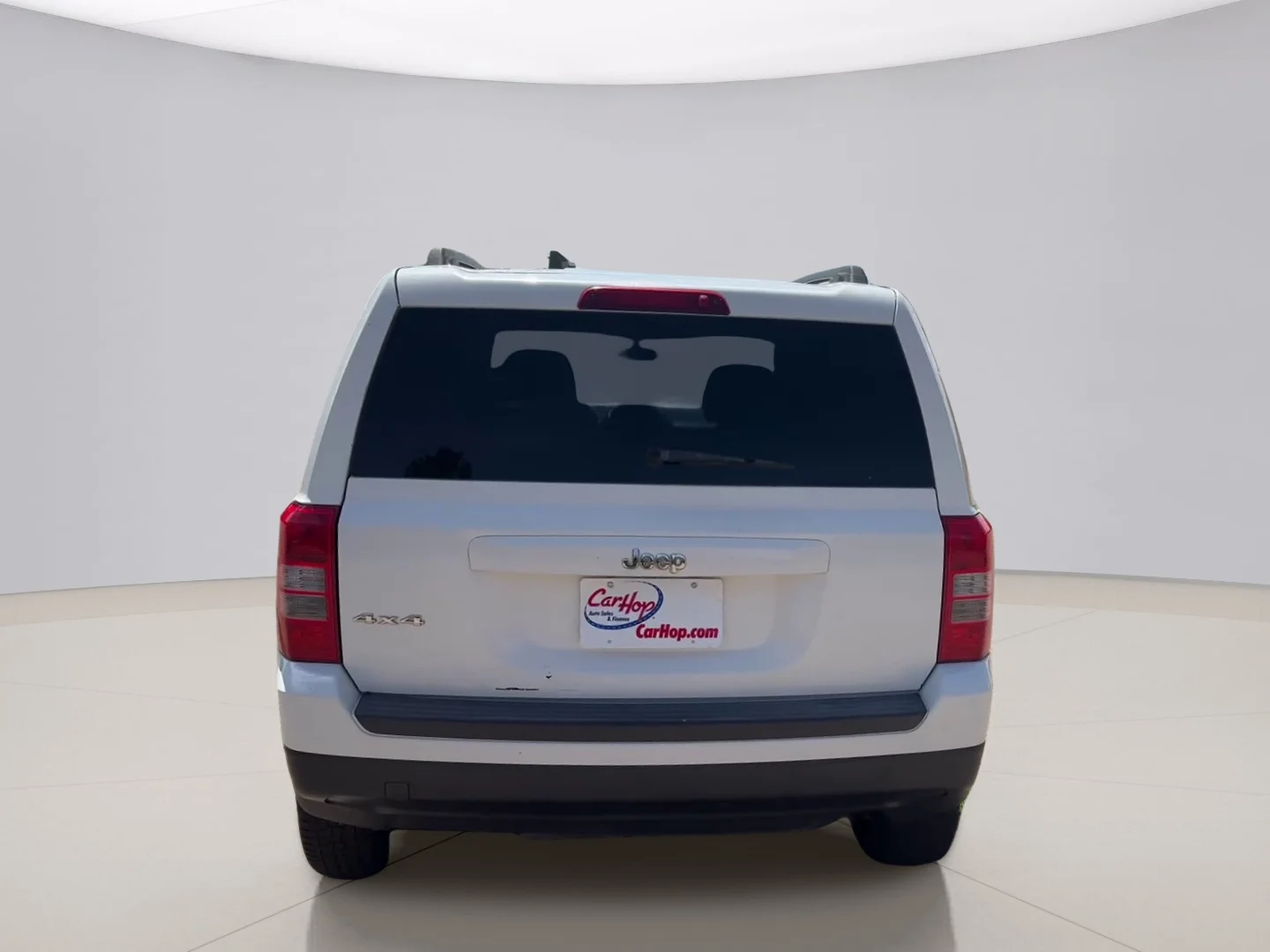 Used 2014 White Jeep SPORT image 6