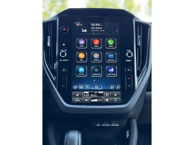 New 2026 AUTUMN GREEN METALLIC Subaru Limited image 11
