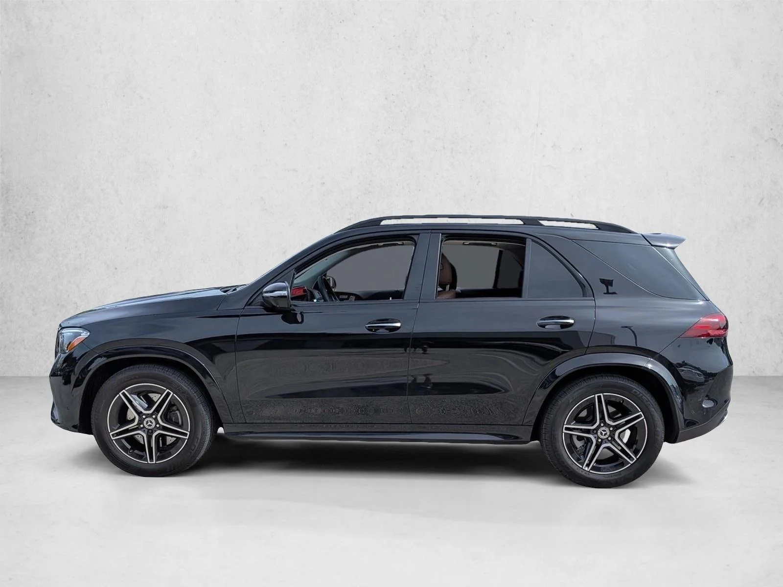 Used 2026 Obsidian Black Metallic Mercedes-Benz GLE 350 image 9