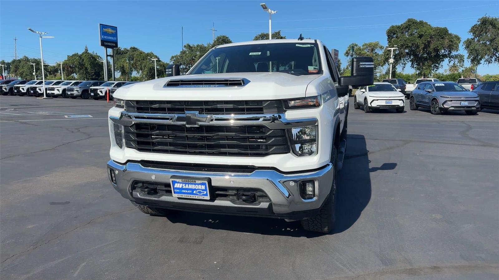 2026 Chevrolet Silverado 3500 HD LT - Photo 6