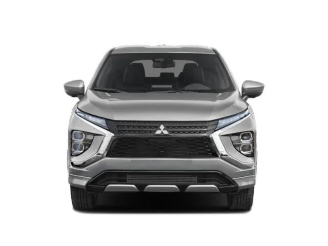 Used 2024  Mitsubishi  image 4