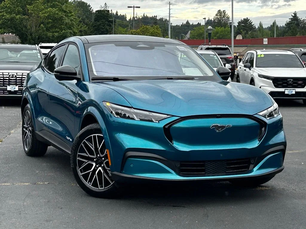 New 2026 Adriatic Blue Metallic Ford Premium image 1