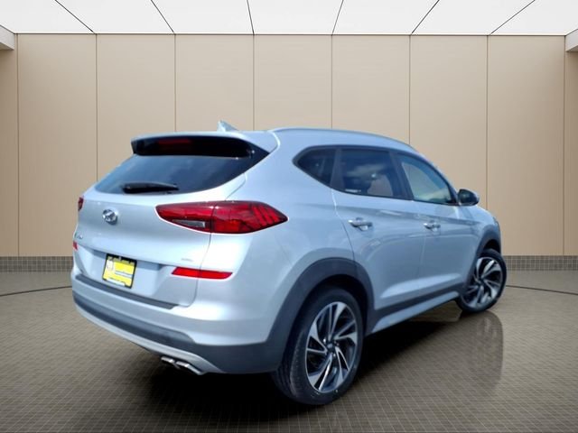 Used 2019 Silver Hyundai Sport image 6