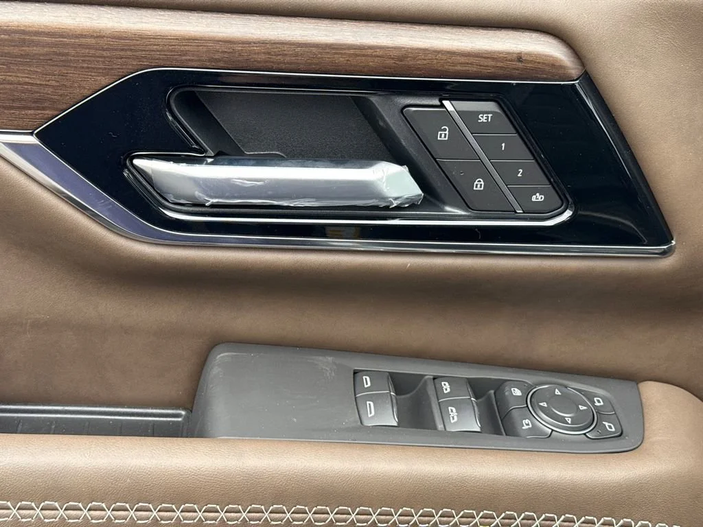 2026 GMC Yukon XL Denali Ultimate - Photo 16