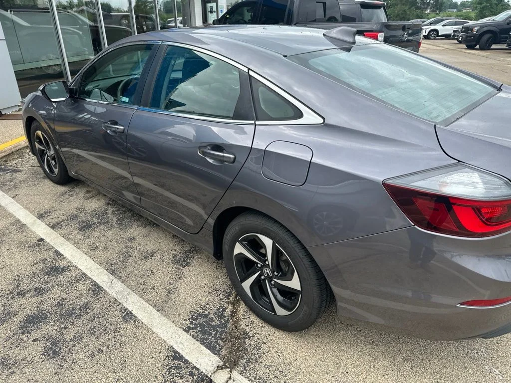 Used 2021  Honda EX image 2