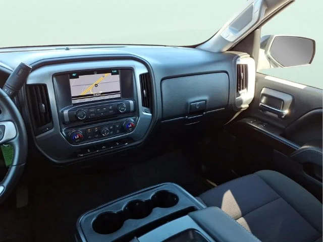 Used 2017 Black GMC SLE image 14